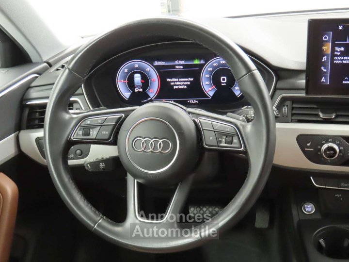 Audi A4 30TDi Avant Adv STRONIC - 9