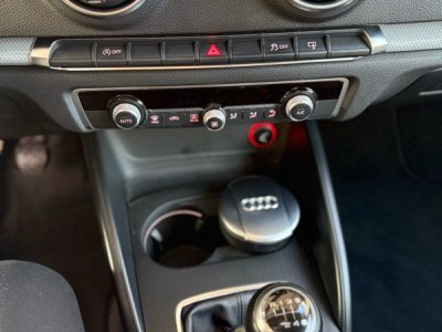 Audi A3 20 TDi 150CV AMBIENTE Année 03-2015 67000KM Certifié Garantie 12 Mois - 15