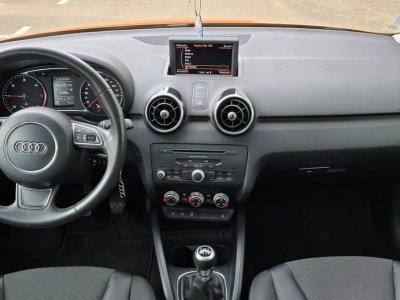 Audi A1 20 TDI AMBIANTE 143cv Toit ouvrant - 2