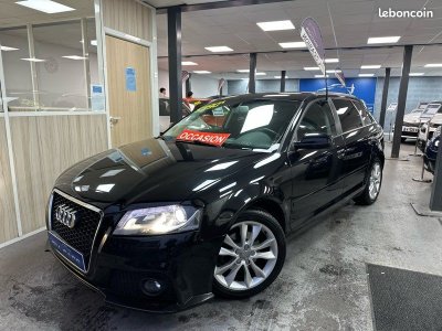 Audi A3 16 TDI 105ch Ambition - 2
