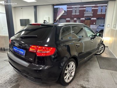 Audi A3 16 TDI 105ch Ambition - 3