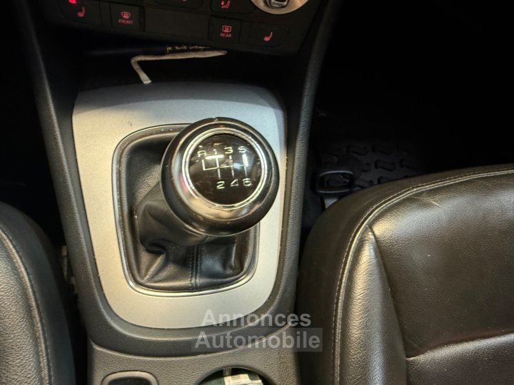 Audi Q3 20 TDI 140 ch Attraction / Distribution OK - 26