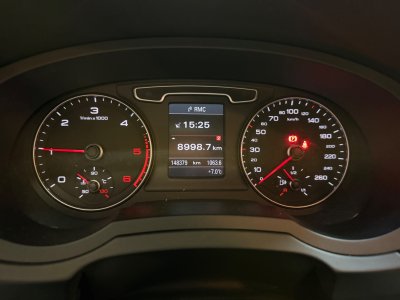 Audi Q3 20 TDI 140 ch Attraction / Distribution OK   - 28