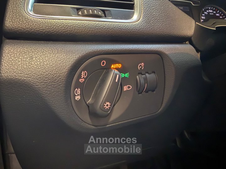 Audi Q3 20 TDI 140 ch Attraction / Distribution OK - 29