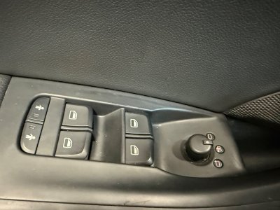 Audi Q3 20 TDI 140 ch Attraction / Distribution OK   - 31