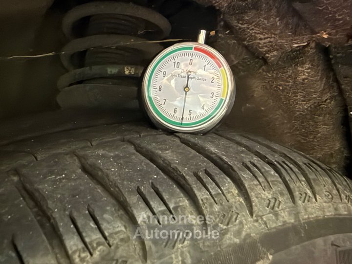 Audi Q3 20 TDI 140 ch Attraction / Distribution OK - 38