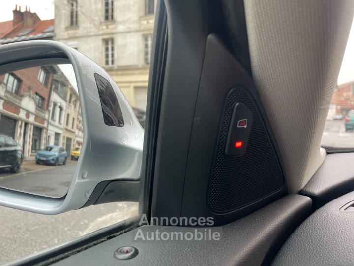 Audi Q3 20 TFSI 220 ch Quattro S line S tronic 7 / SIEGES CHAUFFANTS / TOIT OUVRANT - 39