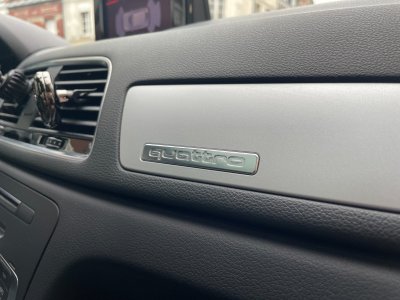 Audi Q3 20 TFSI 220 ch Quattro S line S tronic 7 / SIEGES CHAUFFANTS / TOIT OUVRANT   - 49