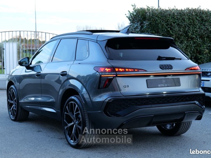 Audi Q3 2026 20 tdi 150 ch s line tronic 7 garantie 5 ans gris daytona dispo stock - 2