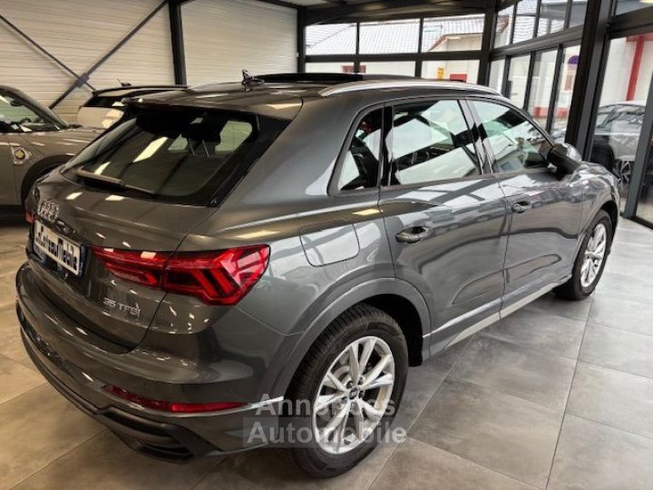 Audi Q3 35 TFSI 150ch Mild Hybrid S tronic 7 SLINE - 12