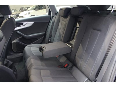 Audi A4 Avant 40 TFSI 190 S-tronic ACC/Hayon Elec/si&egrave;ges Chauffants   - 31