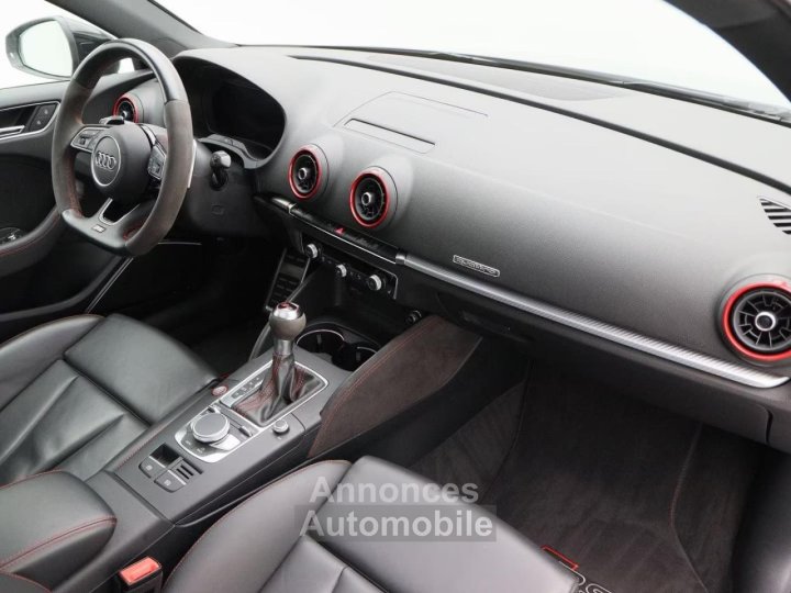 Audi RS3 Berline Quattro 25 TFSI - 400 - BV S-tronic 8V BERLINE  PHASE 2 - 8