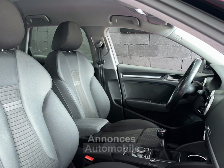 Audi A3 Sportback 35 TFSI CoD 150 Design / Apple car play / R&eacute;gulateur adaptatif/Feux Led - 8