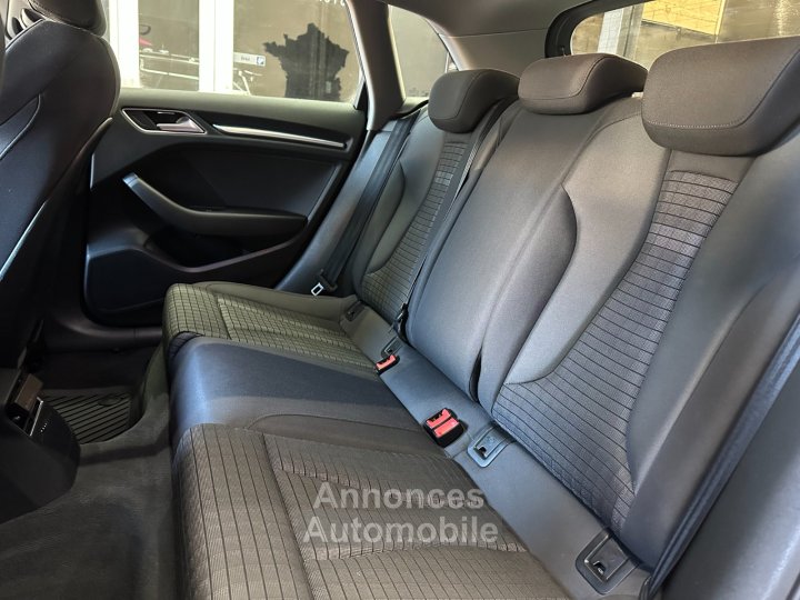 Audi A3 Sportback 35 TFSI CoD 150 Design / Apple car play / R&eacute;gulateur adaptatif/Feux Led - 9
