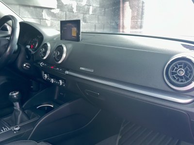 Audi A3 Sportback 35 TFSI CoD 150 Design / Apple car play / R&eacute;gulateur adaptatif/Feux Led   - 12