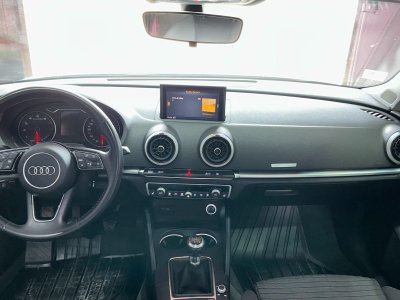 Audi A3 Sportback 35 TFSI CoD 150 Design / Apple car play / R&eacute;gulateur adaptatif/Feux Led   - 13