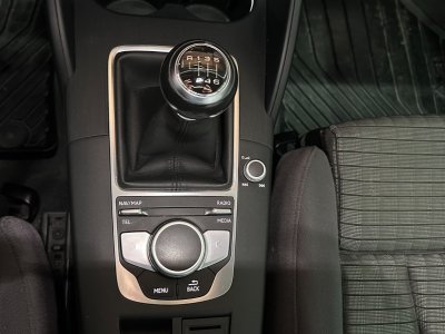 Audi A3 Sportback 35 TFSI CoD 150 Design / Apple car play / R&eacute;gulateur adaptatif/Feux Led   - 24