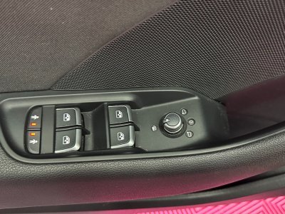 Audi A3 Sportback 35 TFSI CoD 150 Design / Apple car play / R&eacute;gulateur adaptatif/Feux Led   - 29