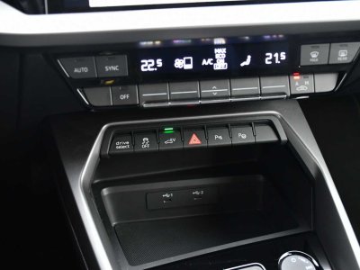 Audi A3 40 TFSIe - LED - ACC - CARPLAY - CAMERA - LANE ASSIST - - 24
