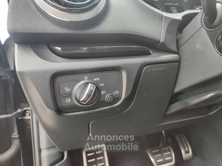 Audi RS3 SPORTBACK Suivi Toit ouvrant Caméra de recul Phares Matrix - 22