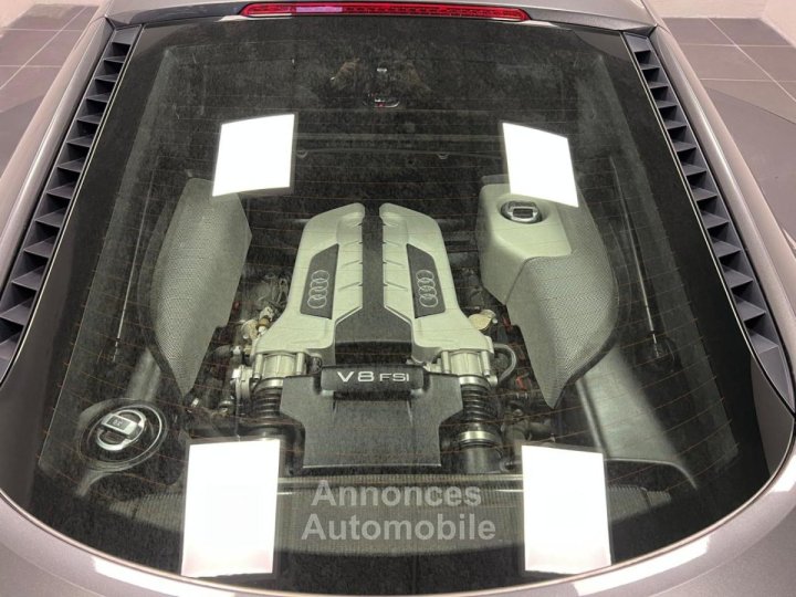Audi R8 Quattro 42 V8 FSI - Boite mécanique très rare - 65000km - Carbone - Collector - 17