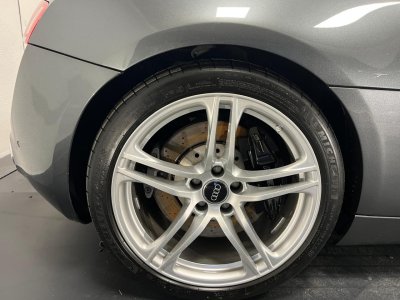 Audi R8 Quattro 42 V8 FSI - Boite mécanique très rare - 65000km - Carbone - Collector - 28