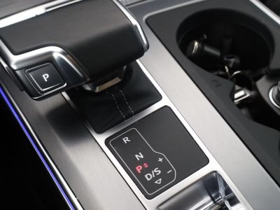 Audi A6 Avant Quattro 20 40 TDI - 204 - BV S-tronic AVANT 2018 BREAK S line PHASE 1 - 19