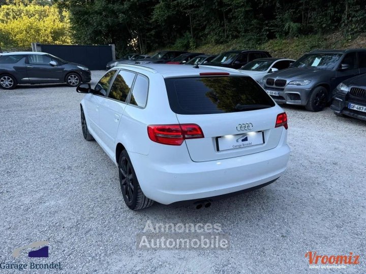 Audi A3 Sportback 20 TDi 140cv S-Tronic6 Ambition Luxe - 3