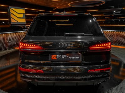 Audi Q7 55 30 TFSIe QUATTRO S LINE FACELIFT   - 4