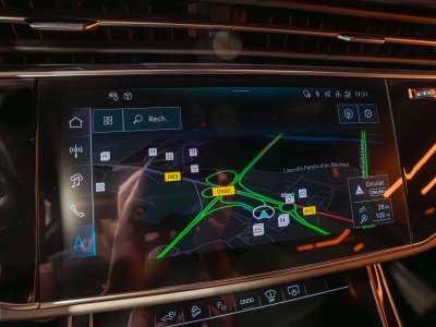 Audi Q7 55 30 TFSIe QUATTRO S LINE FACELIFT   - 34