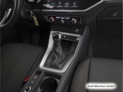 Audi Q3 45 TFSI E S Tronic Navi /LED   - 9