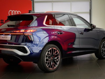 Audi Q3 HYBRIDE e-hybrid 272 ch S tronic 6 S line   - 6