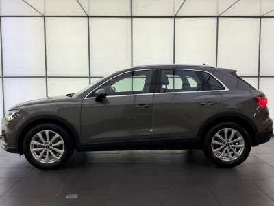 Audi Q3 35 TFSI 150 ch S tronic 7 Design   - 5