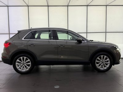 Audi Q3 35 TFSI 150 ch S tronic 7 Design   - 6