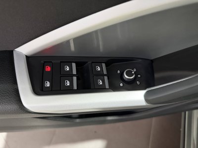 Audi Q3 35 TFSI 150 ch S tronic 7 Design   - 15