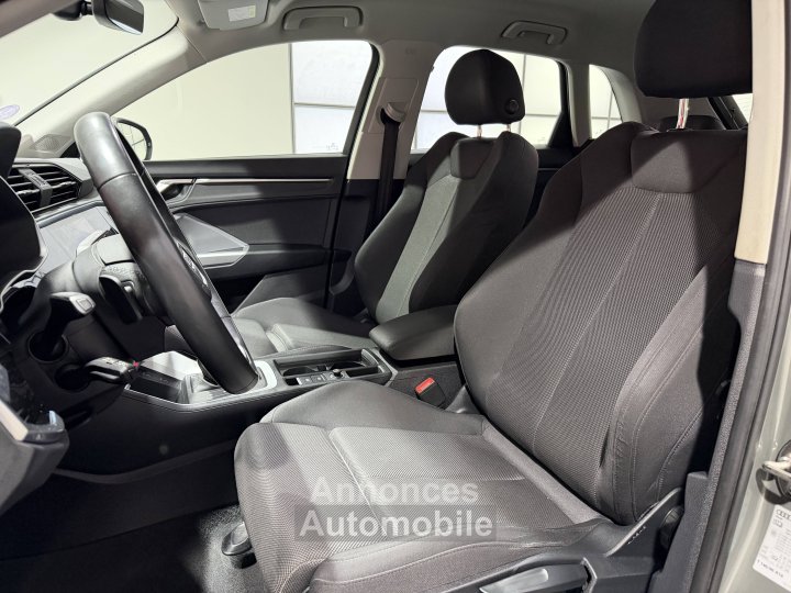 Audi Q3 35 TFSI 150 ch S tronic 7 Design - 17
