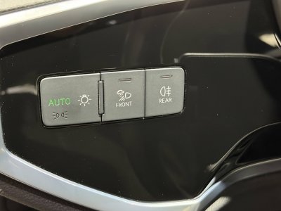 Audi Q3 35 TFSI 150 ch S tronic 7 Design   - 19