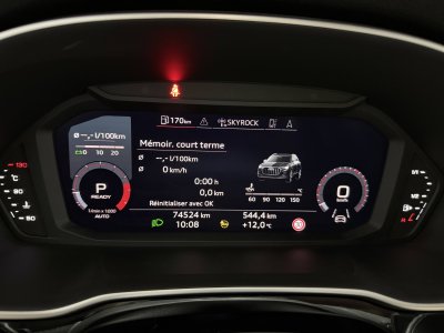 Audi Q3 35 TFSI 150 ch S tronic 7 Design   - 24