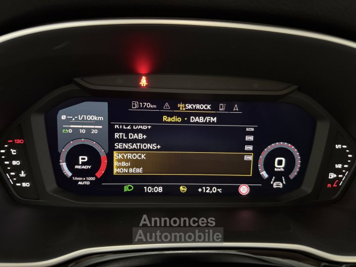 Audi Q3 35 TFSI 150 ch S tronic 7 Design - 34