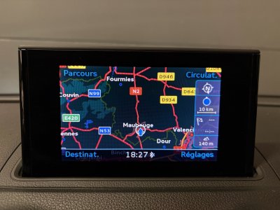 Audi A3 BERLINE 20 TDI 150 Attraction S tronic 6 - REGULATEUR - INTERIEUR CUIR - SIEGES CHAUFFANT - 17