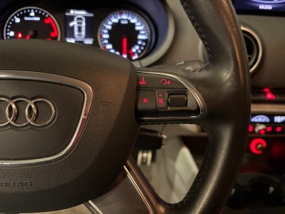 Audi A3 BERLINE 20 TDI 150 Attraction S tronic 6 - REGULATEUR - INTERIEUR CUIR - SIEGES CHAUFFANT - 24