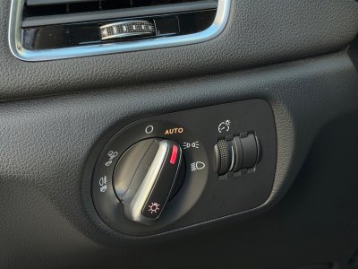 Audi Q3 BUSINESS 20 TDI Ultra 150 ch - Attelage - Coffre et rétro électrique - GARANTIE 12 MOIS - 22