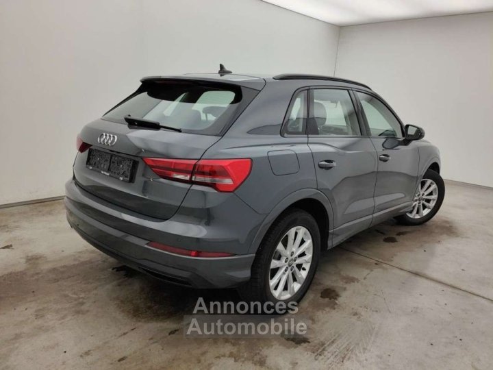 Audi Q3 35TDi Advanced STronic - 5