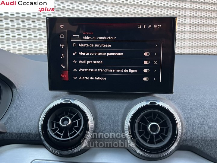 Audi Q2 35 TFSI 150 S tronic 7 S line - 14