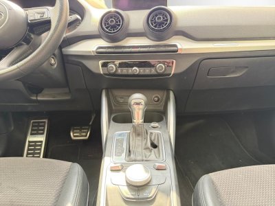 Audi Q2 14 TFSI COD - 150 - BV S-tronic S Line PHASE 1   - 11