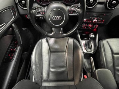 Audi A1  14 TFSI 185ch S line S tronic 7   - 13