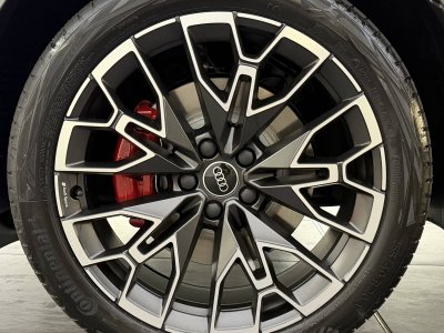 Audi Q3 HYBRIDE e-hybrid 272 ch S tronic 6 S line   - 7