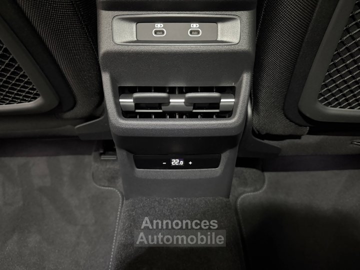 Audi Q3 HYBRIDE e-hybrid 272 ch S tronic 6 S line - 11