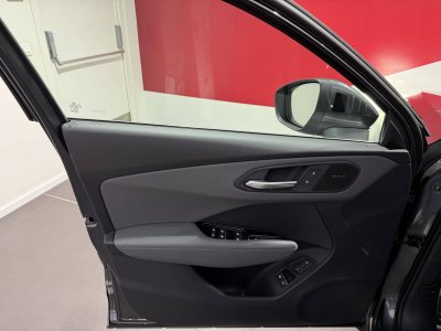 Audi Q3 HYBRIDE e-hybrid 272 ch S tronic 6 S line   - 12