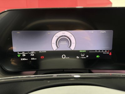 Audi Q3 HYBRIDE e-hybrid 272 ch S tronic 6 S line   - 26